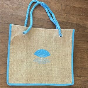 Emirates Palace Mandarin Oriental Abu Dhabi Blue and Tan Tote Bag